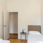 Guesthost - Ponte Vecchio Roomy Apartament *
