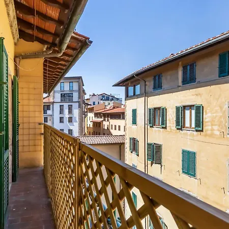 Apartment Guesthost - Ponte Vecchio Roomy