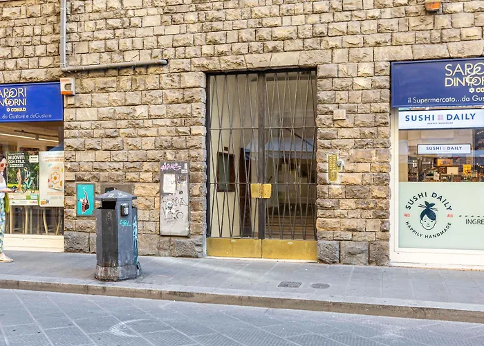 Apartment Guesthost - Ponte Vecchio Roomy Florence