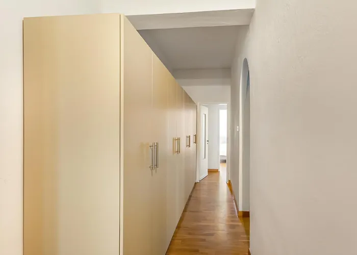 Apartment Guesthost - Ponte Vecchio Roomy Florence